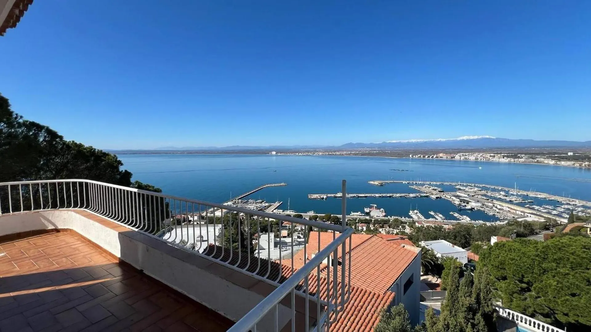 Precioso Piso Con Vistas Espectaculares Del Mar Av-50 Apartamento Roses