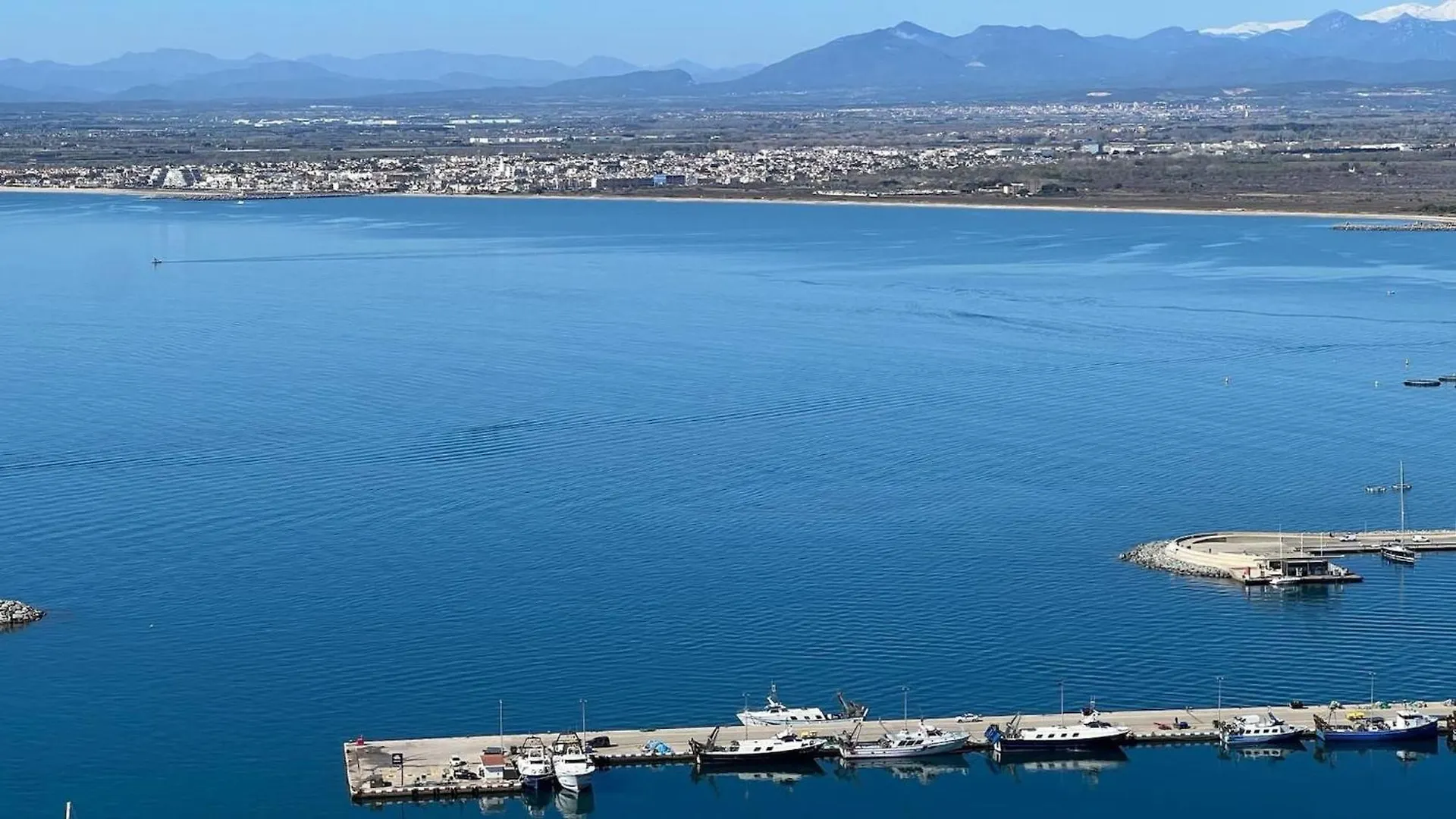 Apartmán Precioso Piso Con Vistas Espectaculares Del Mar Av-50 Roses